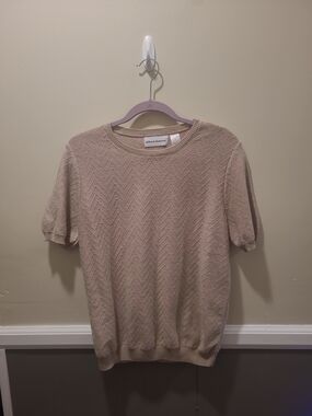 Alfred Dunner Women's Light weight Sweater Top Small Tan Textured Short Sleeve